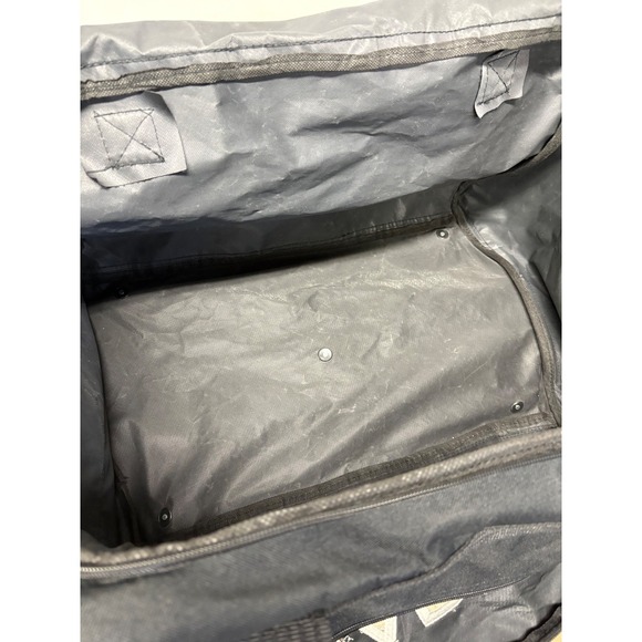 Ariat PBR Gear Bag Black Duffel Boot Slots Rodeo Equipment Travel Rodeo Cowboy - Picture 8 of 9